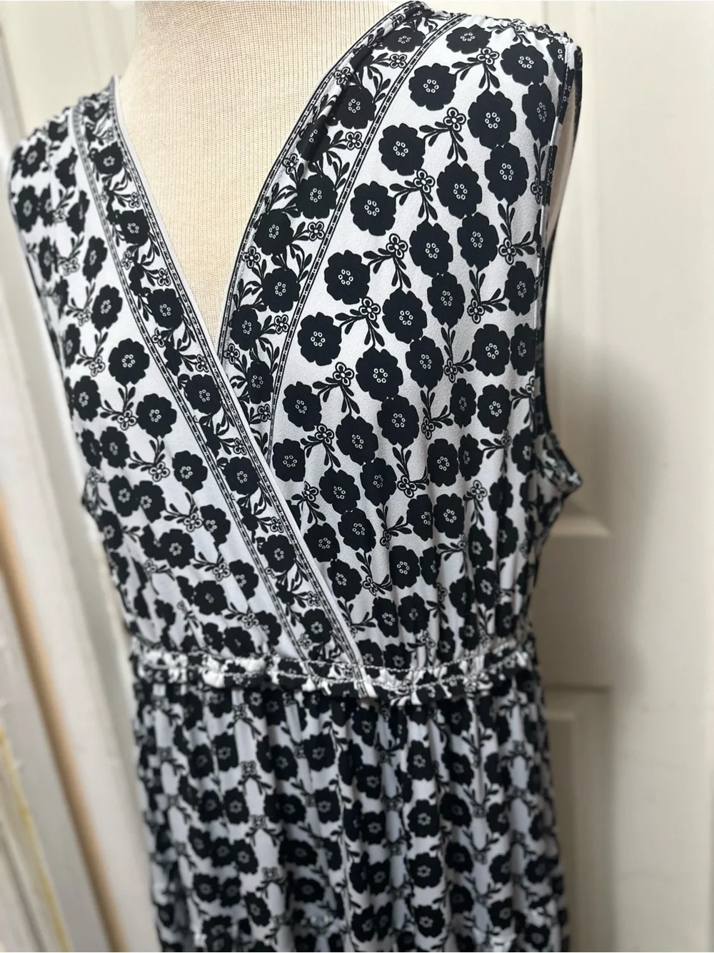Max Studio Black White Floral Sleeveless Tiered Maxi Dress Size 1X #634